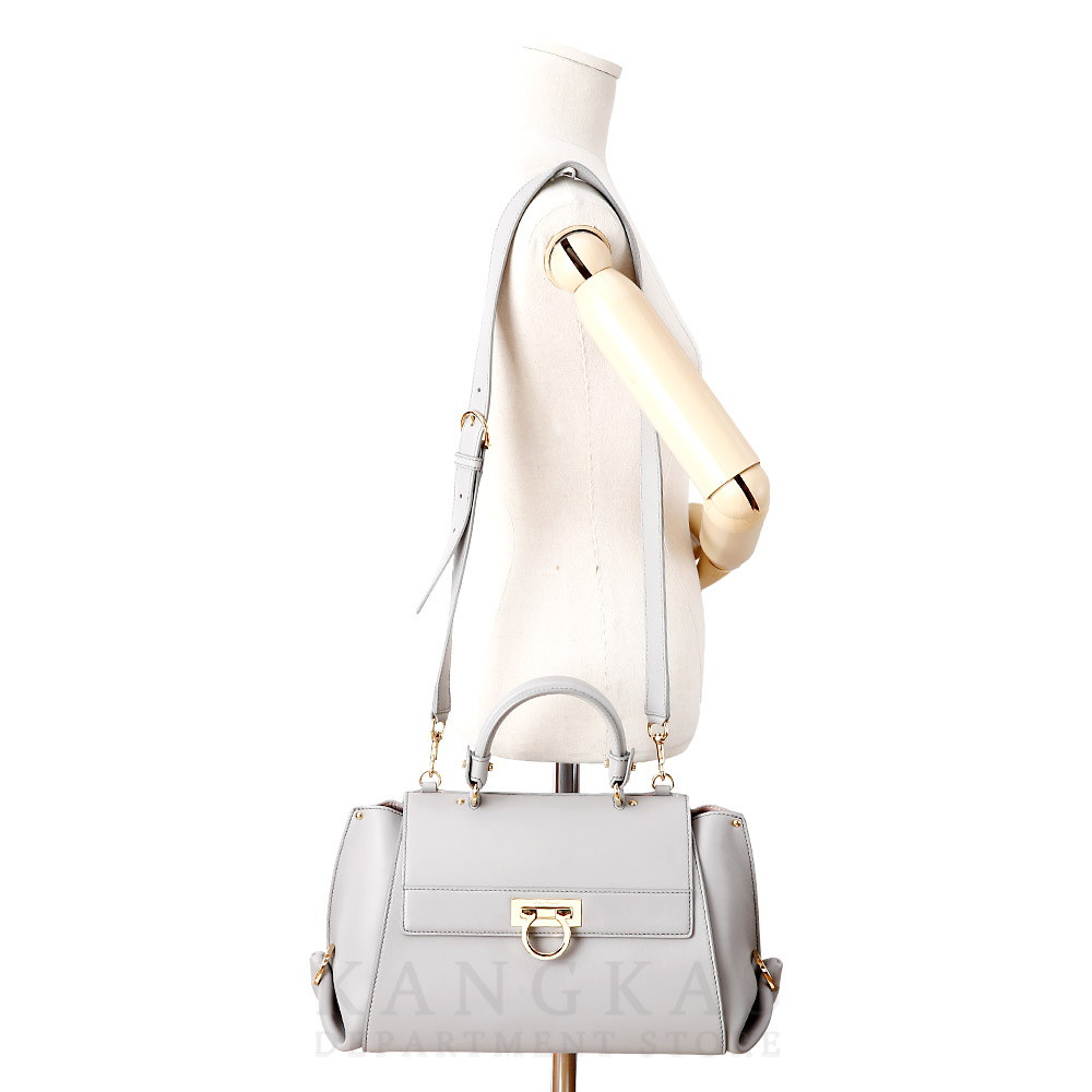 FERRAGAMO(USED)페레가모 간치니 탑핸들 플랩백